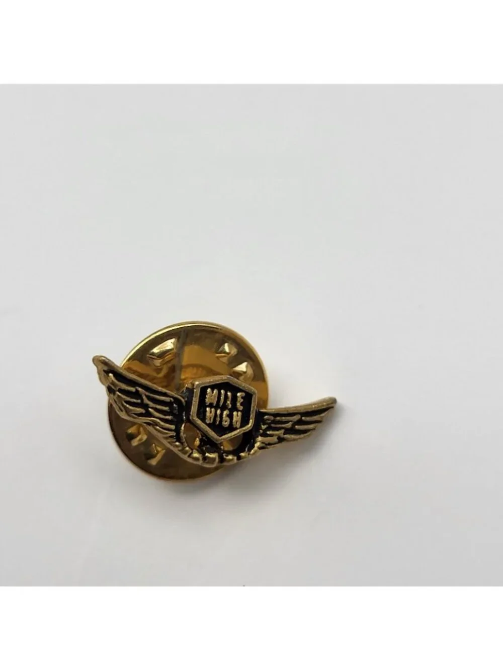 Vintage Mile High Lapel Hat Pin Gold Tone Wings Airplane Pilot Tie Tack